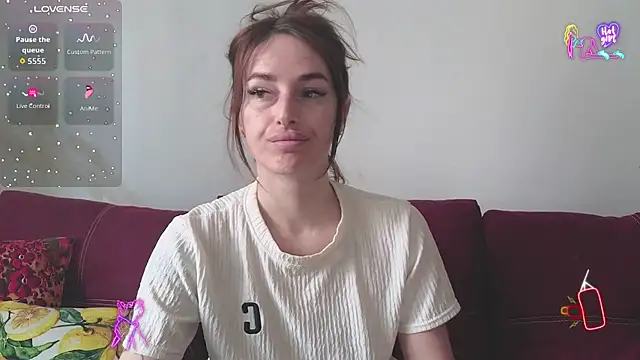 xx adrihanna xx online show from April 9, 2026, 8:42 am