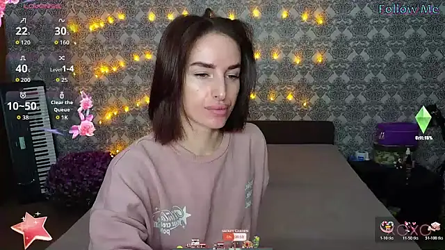 xx adrihanna xx online show from October 17, 2025, 1:24 pm