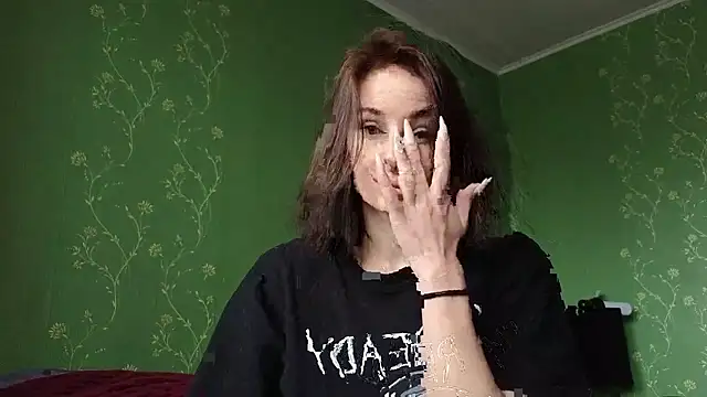 xx adrihanna xx online show from January 14, 2026, 10:19 am