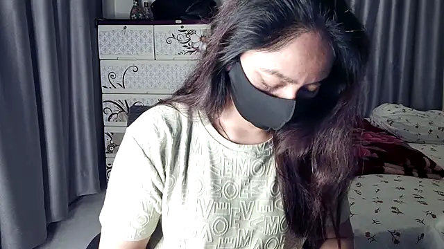 Snapshot of Sima--Roy chatting on January 31, 2026, 7:12 pm Sima--Roy online show from January 31, 2026, 7:12 pm