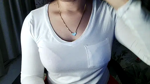 Snapshot of Sima--Roy chatting on February 14, 2026, 6:19 pm Sima--Roy online show from February 14, 2026, 6:19 pm