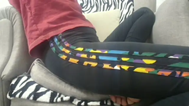 Snapshot of Web_Lady chatting on November 15, 2025, 10:08 am Web Lady online show from November 15, 2025, 10:08 am