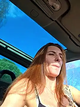 Snapshot of Ladykimberly_XOXO chatting on February 25, 2026, 3:34 pm Ladykimberly XOXO online show from February 25, 2026, 3:34 pm