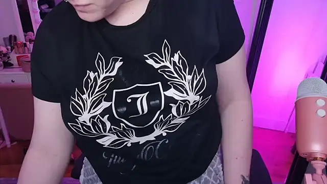 rachelbrooksxx online show from April 19, 2026, 6:43 pm