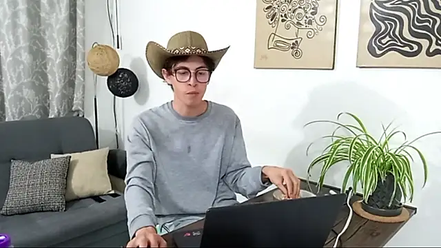 Norehg online show from October 31, 2025, 8:00 am