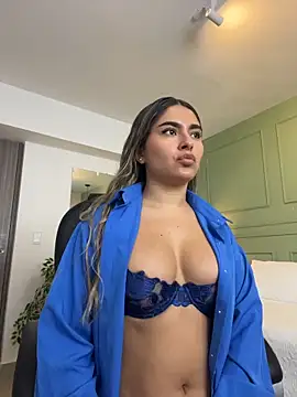 Snapshot of kataliina__ chatting on May 28, 2026, 11:49 am kataliina online show from May 28, 2026, 11:49 am