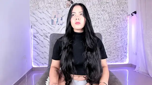 Snapshot of VALERIADREMS chatting on February 4, 2026, 11:44 pm VALERIADREMS online show from February 4, 2026, 11:44 pm