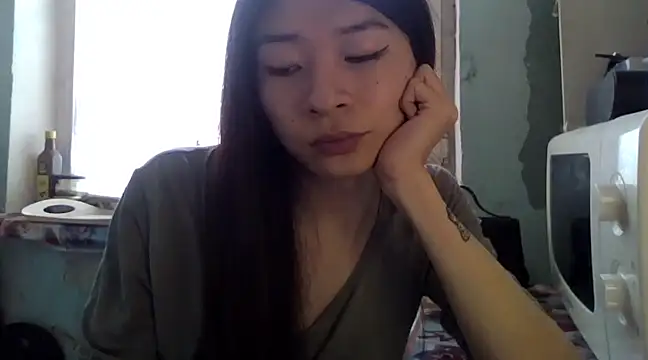 CarlyJoy online show from March 1, 2025, 5:09 am