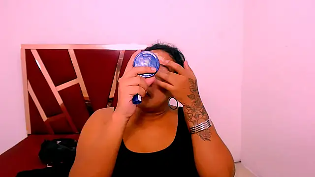 big alondra x online show from October 25, 2025, 7:36 pm