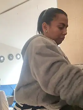 im amber online show from February 23, 2026, 1:23 pm