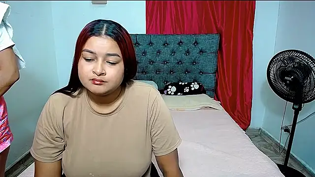 violeta rous online show from July 19, 2026, 3:59 am