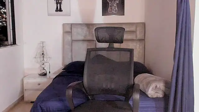 paul rogerr online show from November 5, 2025, 12:58 am