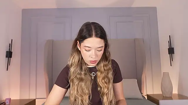 Snapshot of chloe_d chatting on July 6, 2026, 12:56 pm chloe d online show from July 6, 2026, 12:56 pm