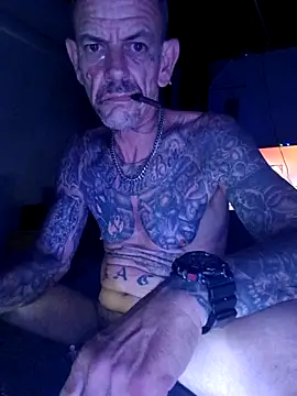 deepstroker42071 online show from October 10, 2025, 7:42 am