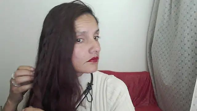 Snapshot of catalina_duran1 chatting on February 13, 2026, 5:07 am catalina duran1 online show from February 13, 2026, 5:07 am