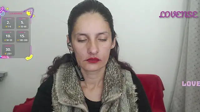 Snapshot of catalina_duran1 chatting on November 30, 2025, 5:08 am catalina duran1 online show from November 30, 2025, 5:08 am