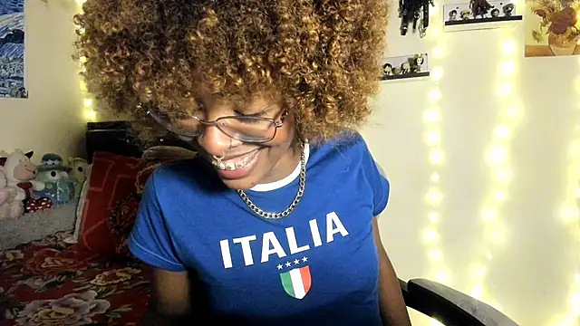 Cristal Jonasxh online show from November 12, 2025, 4:16 am