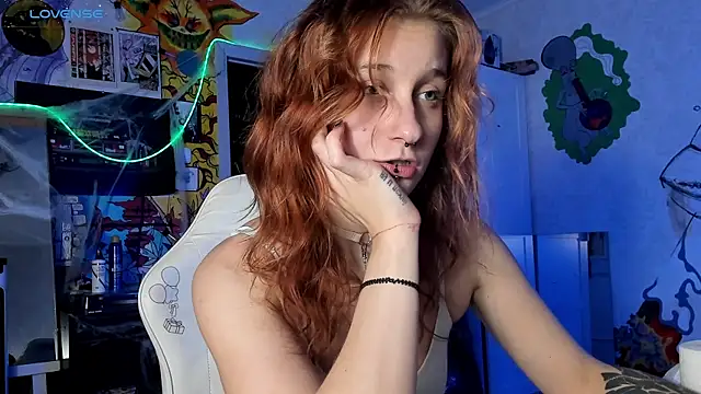 Sunny Mouse  online show from October 22, 2025, 3:55 pm