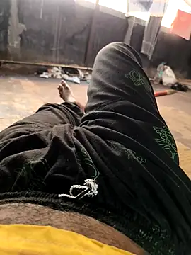 Snapshot of SILENT_FUCKER_01 chatting on February 11, 2026, 10:48 am SILENT FUCKER 01 online show from February 11, 2026, 10:48 am