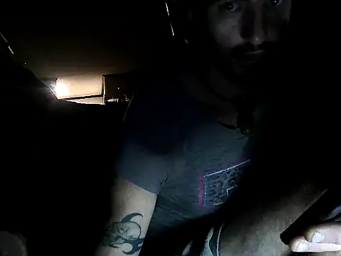 Bi curious86 online show from September 26, 2025, 5:47 am