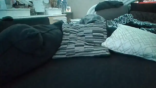 bigdik2cum69 online show from June 23, 2026, 2:31 am