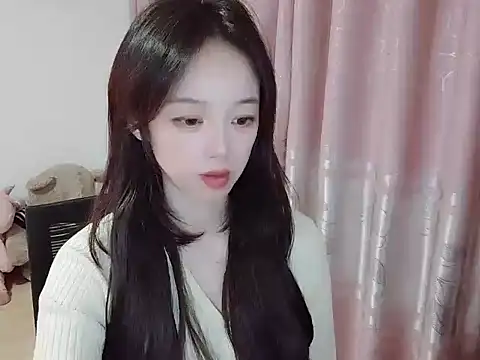 wwcc123 online show from November 9, 2025, 2:21 pm