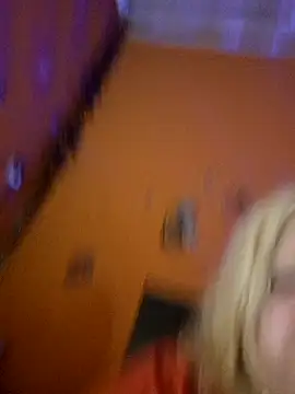 Snapshot of ducicsajsziii chatting on March 16, 2025, 11:04 pm ducicsajsziii online show from March 16, 2025, 11:04 pm