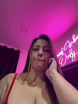 sexyyykloee online show from July 17, 2026, 4:32 am