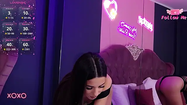 Snapshot of LaraKent chatting on January 18, 2026, 9:40 pm LaraKent online show from January 18, 2026, 9:40 pm