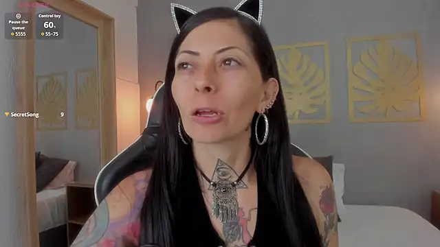 dark gotica online show from October 31, 2025, 12:46 pm