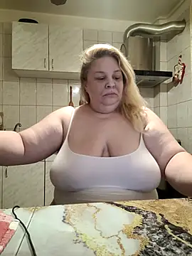 AriannaMilf online show from November 27, 2025, 10:10 pm