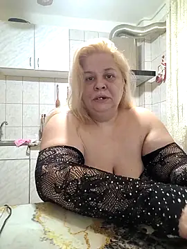 AriannaMilf online show from May 23, 2026, 10:31 pm