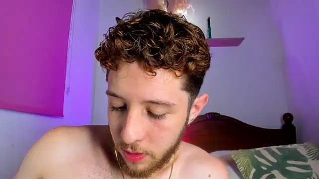 Juan Castano online show from November 9, 2025, 6:39 am