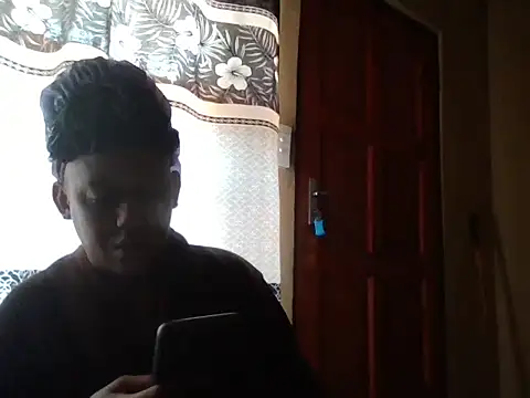 ShooingBunch online show from October 13, 2025, 8:27 am