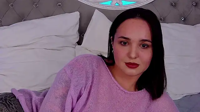 MeIisaLove online show from April 16, 2026, 2:18 pm