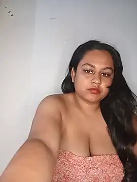 bumblebeegirl online show from July 18, 2026, 1:52 pm