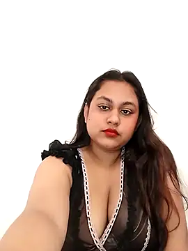 Snapshot of bumblebeegirl chatting on March 28, 2026, 11:33 am bumblebeegirl online show from March 28, 2026, 11:33 am