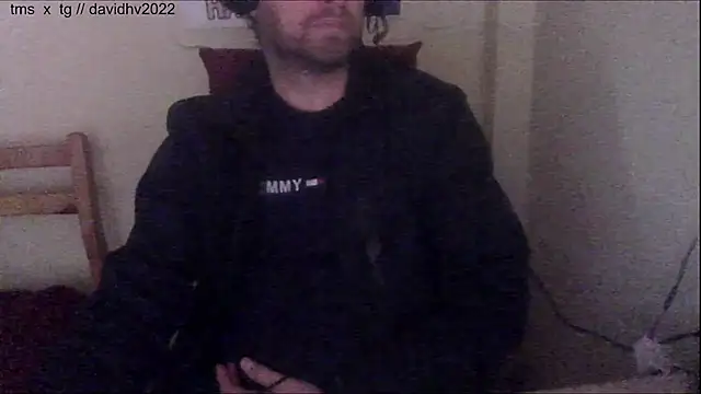 Davidhv2022 online show from October 23, 2025, 2:16 pm