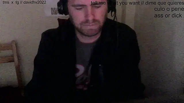 Davidhv2022 online show from September 19, 2025, 2:21 pm