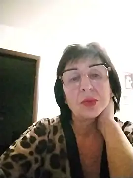 AlbinaXPretty online show from January 16, 2026, 11:20 pm