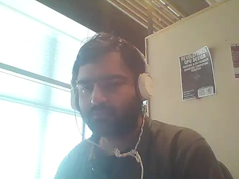 JohnBond009 online show from June 16, 2026, 5:57 pm