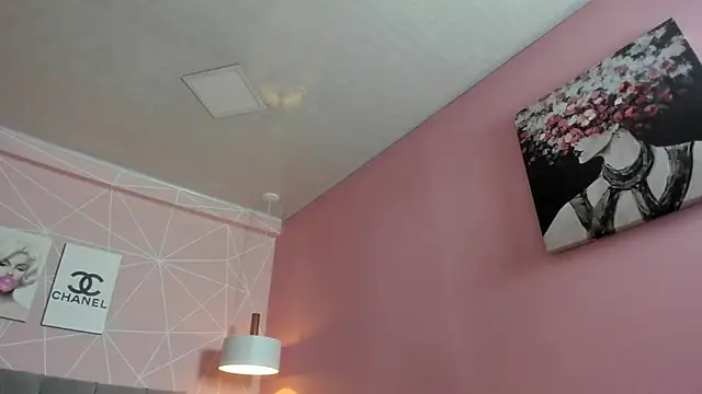 dolly zoe online show from September 29, 2025, 9:53 pm