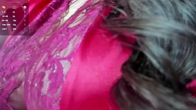 dolly zoe online show from November 13, 2025, 9:57 am