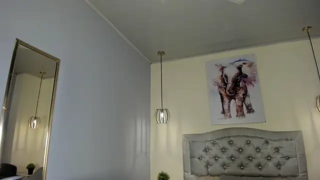 ayshel   online show from April 9, 2026, 3:30 am