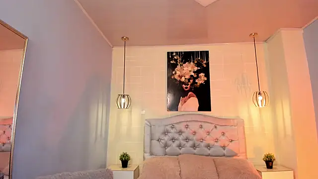 ayshel   online show from February 14, 2025, 4:04 am