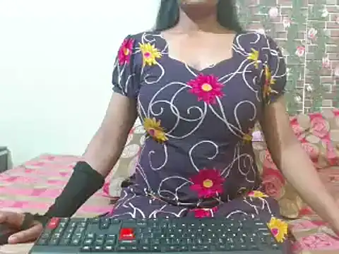 nikitahot3 online show from March 21, 2025, 11:45 pm