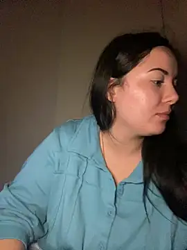xocrybaby online show from January 5, 2025, 3:32 am