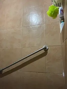 xocrybaby online show from December 5, 2025, 4:27 pm