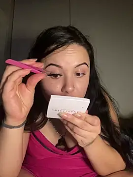 xocrybaby online show from December 23, 2024, 4:01 am