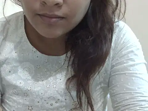 shekira99 online show from November 25, 2025, 6:03 am